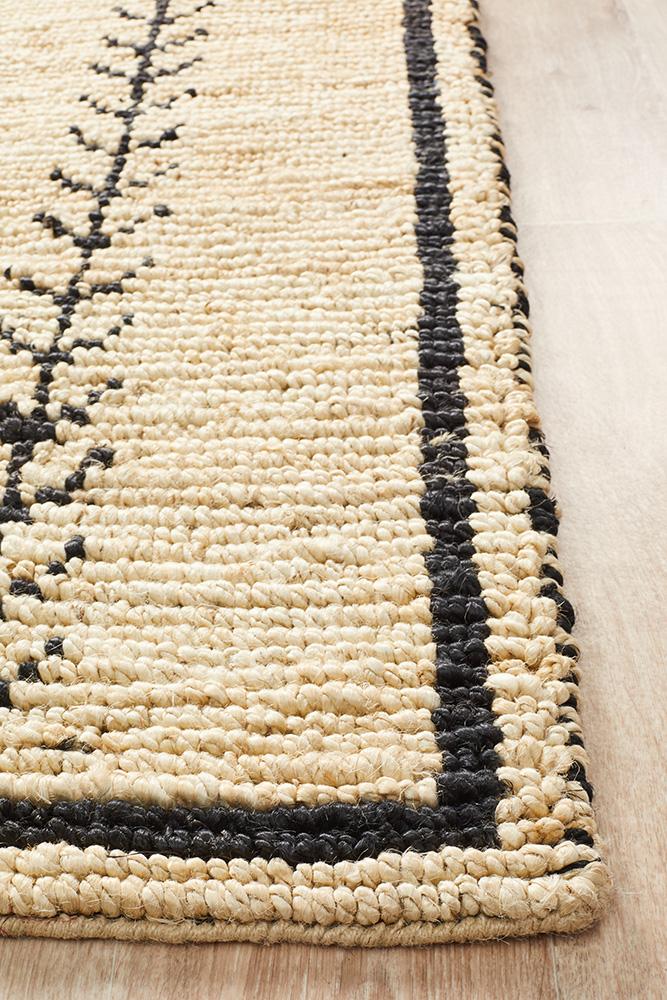 Tumu Hand Woven Tribal Jute Rug