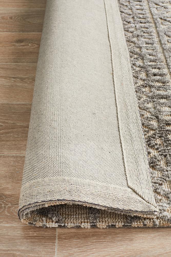 Aksu Natural Grey Transitional Rug