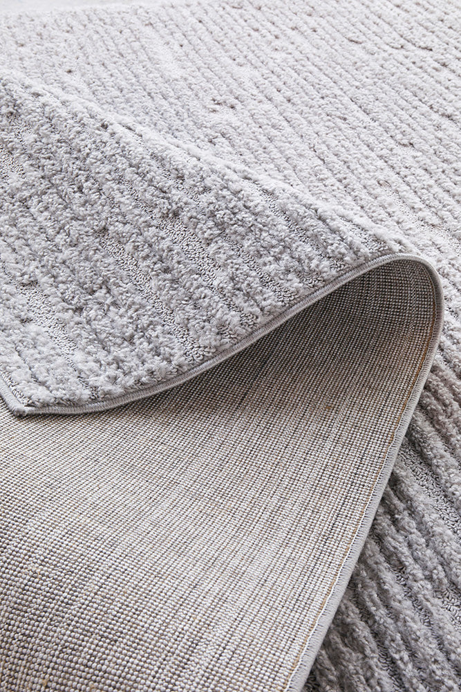 Astrid Zuri Silver Texture Rug – Lost Design Society