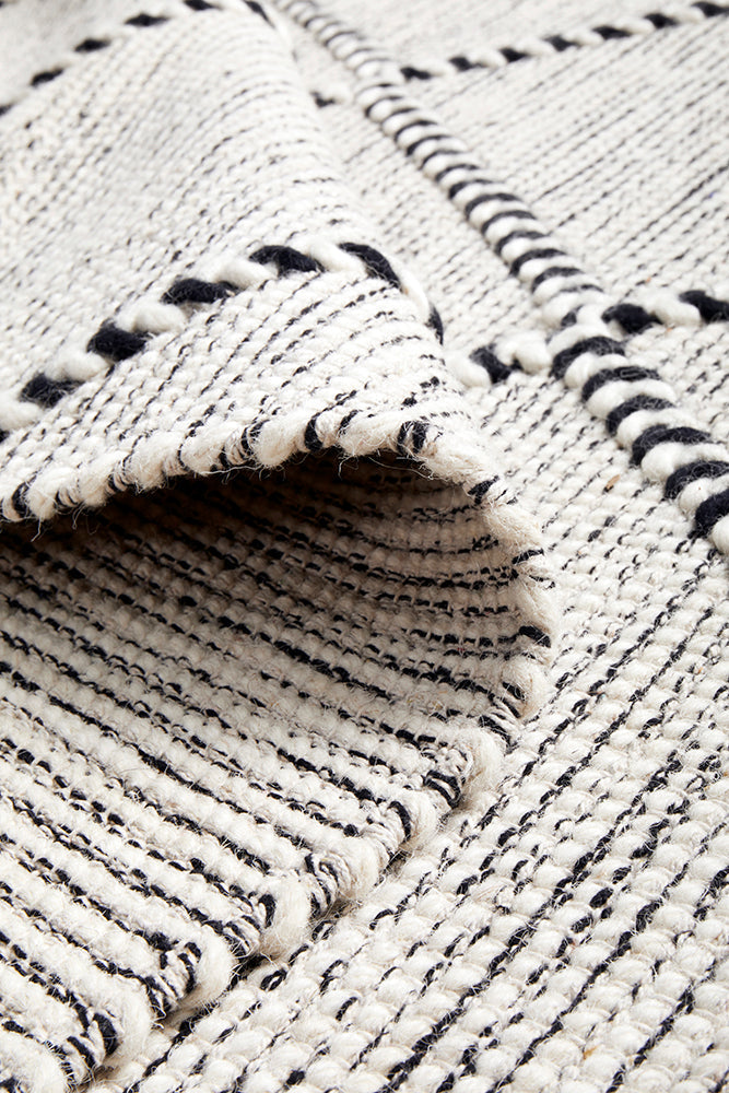 Koti Linna Wool Rug