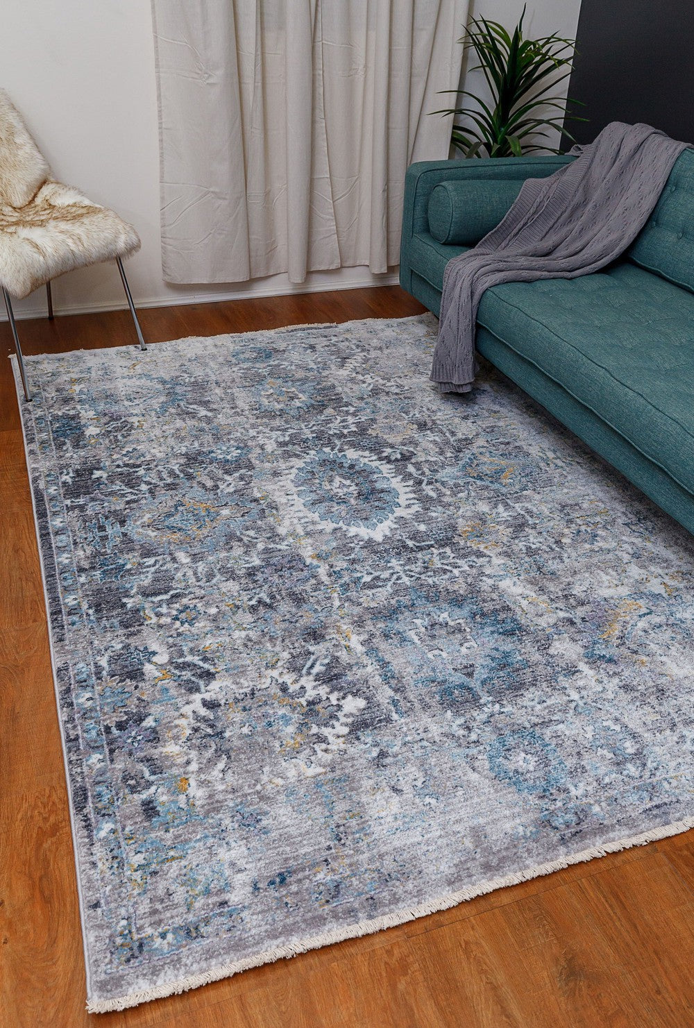 Belek Medallion Transitional Grey Tassel Rug