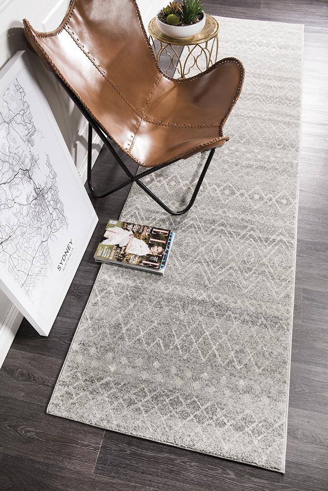 Paradise Grey Rustic Tribal Transitional Rug