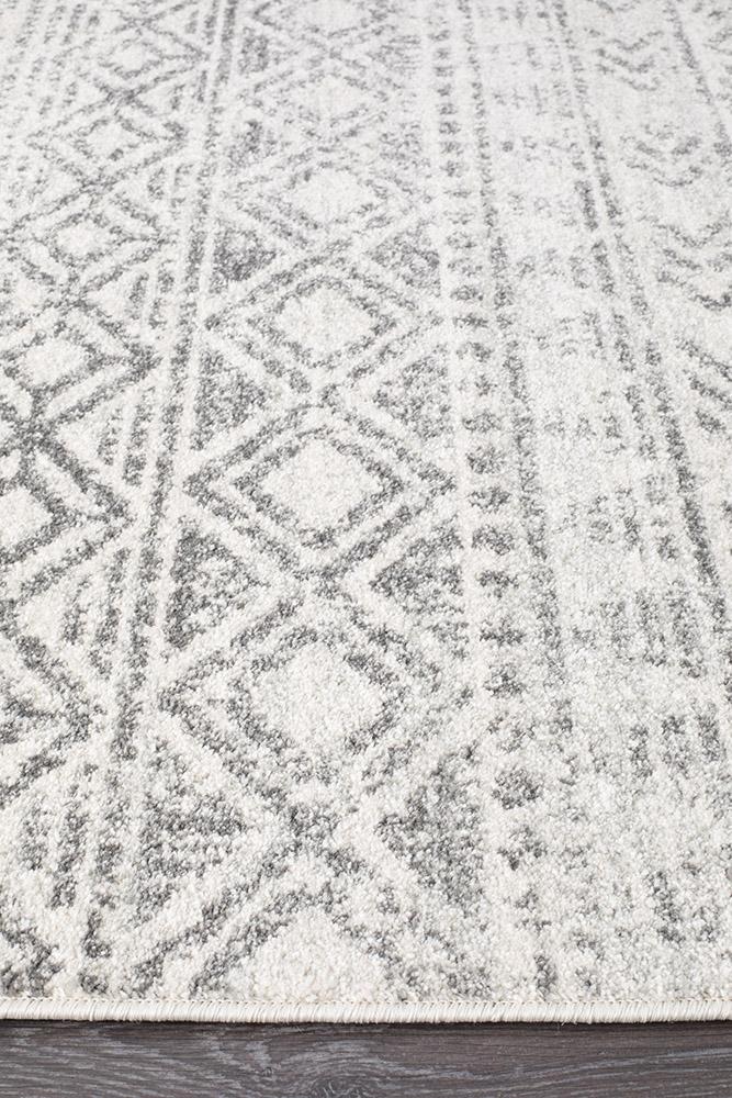 White Rustic Rug Paradise White Grey Rustic Transitional Rug – Lost Design Society Rugs