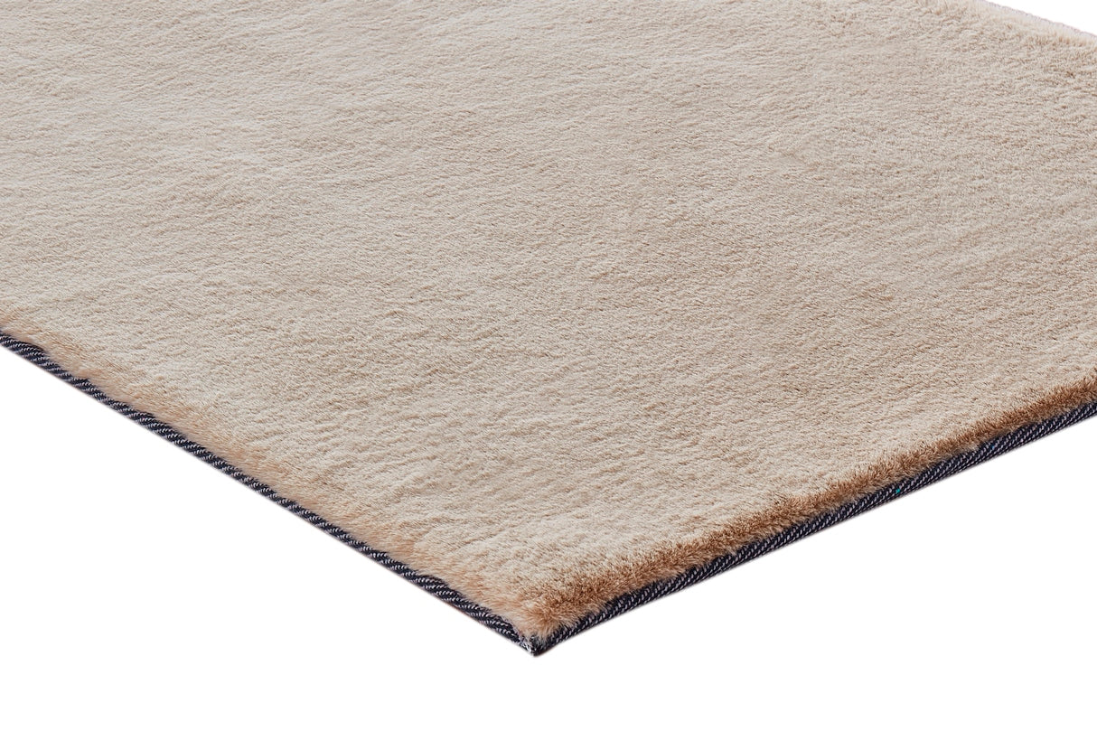 Turuun Soft Faux Fur Camel Rug