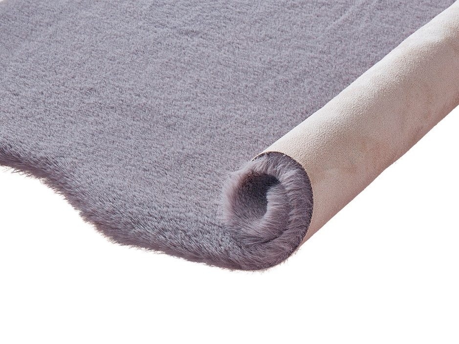 Turuun Soft Faux Sheepskin Metal Rug