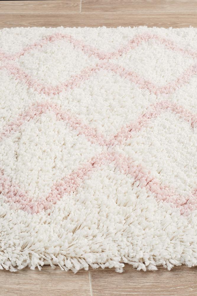 Beni Ourain Inspired Berber Tantan Pink Shag Rug