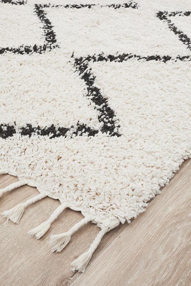 Beni Ourain Inspired Berber Tantan Cream White Shag Rug