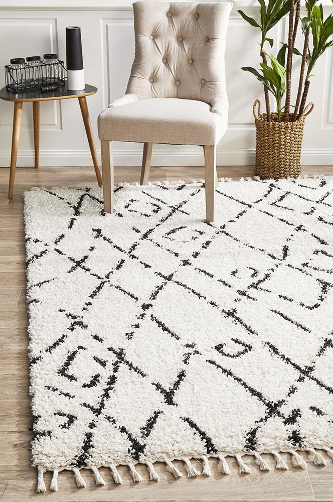 Beni Ourain Inspired Berber Larache White Shag Rug