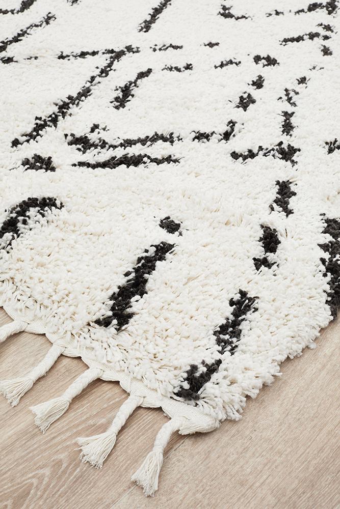 Beni Ourain Inspired Berber Larache White Shag Rug