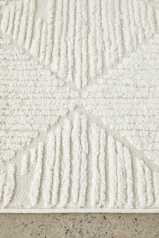 Asta Isla Off-White Rug