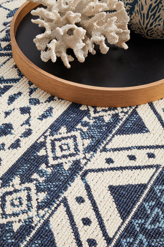 Oceana Tribal White and Blue Outdoor Rug