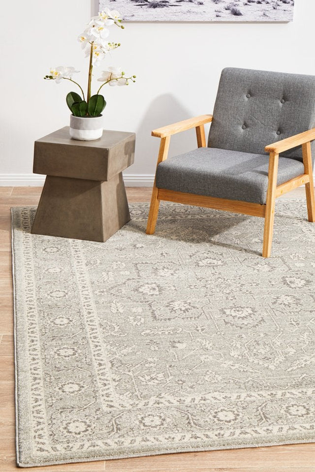 Silver Flower Transitional Rug