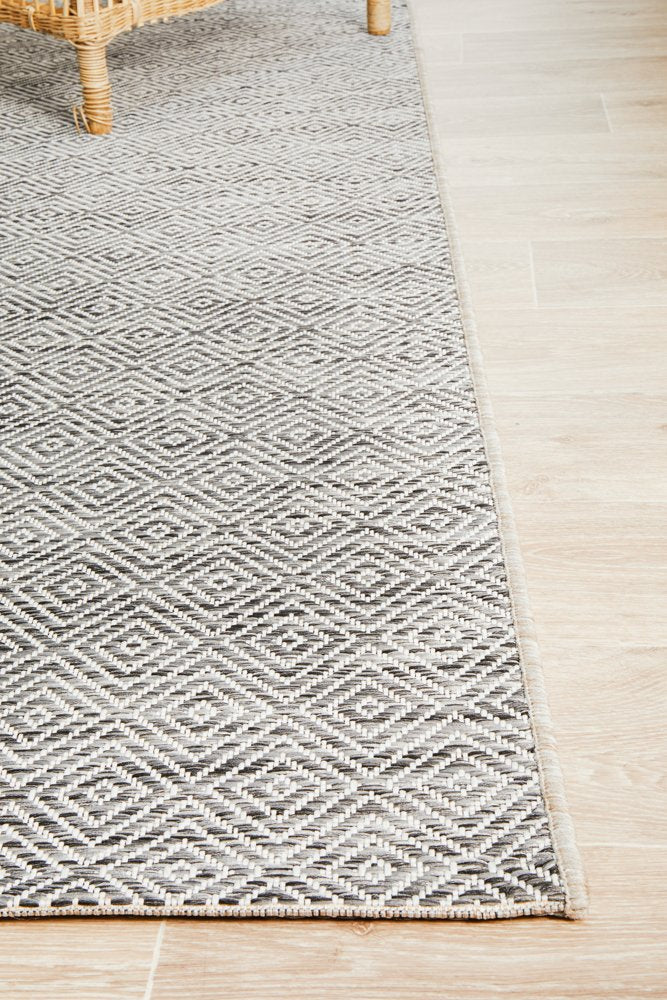 Promenade Outdoor Clara Diamond Grey Rug