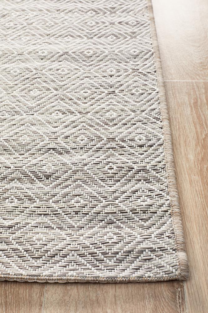 Promenade Outdoor Clara Diamond Natural Rug