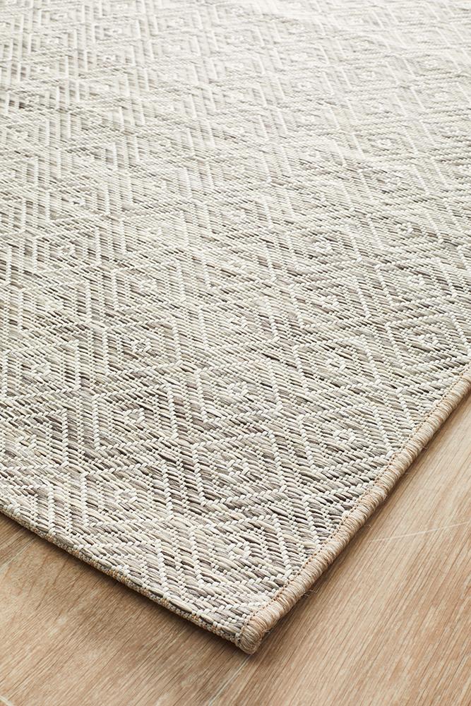 Promenade Outdoor Clara Diamond Natural Rug