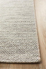 Promenade Outdoor Clara Diamond Natural Rug