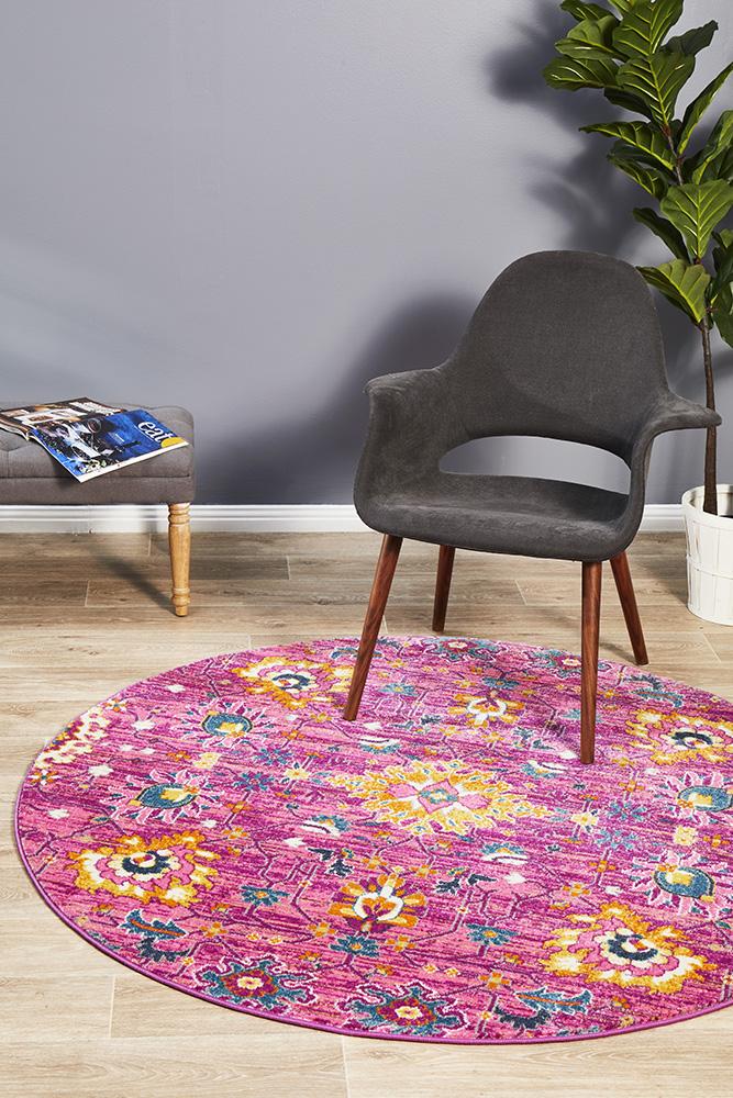 Tigris Elam Fuchsia Round Bohemian Transitional Rug